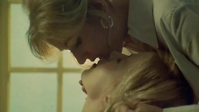 Коханий :  Секс утрьох з двома чорнявими красунями-це чиста секс фільми безкоштовно ідилія Гарячі порнофільми 
